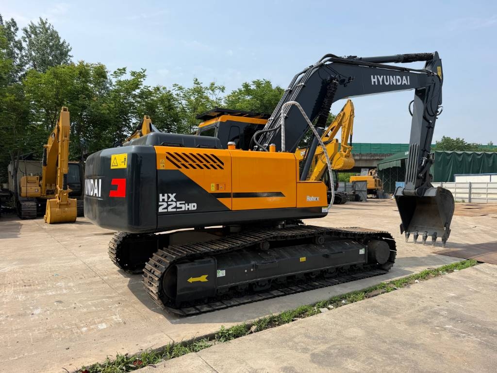 Hyundai HX 225HD