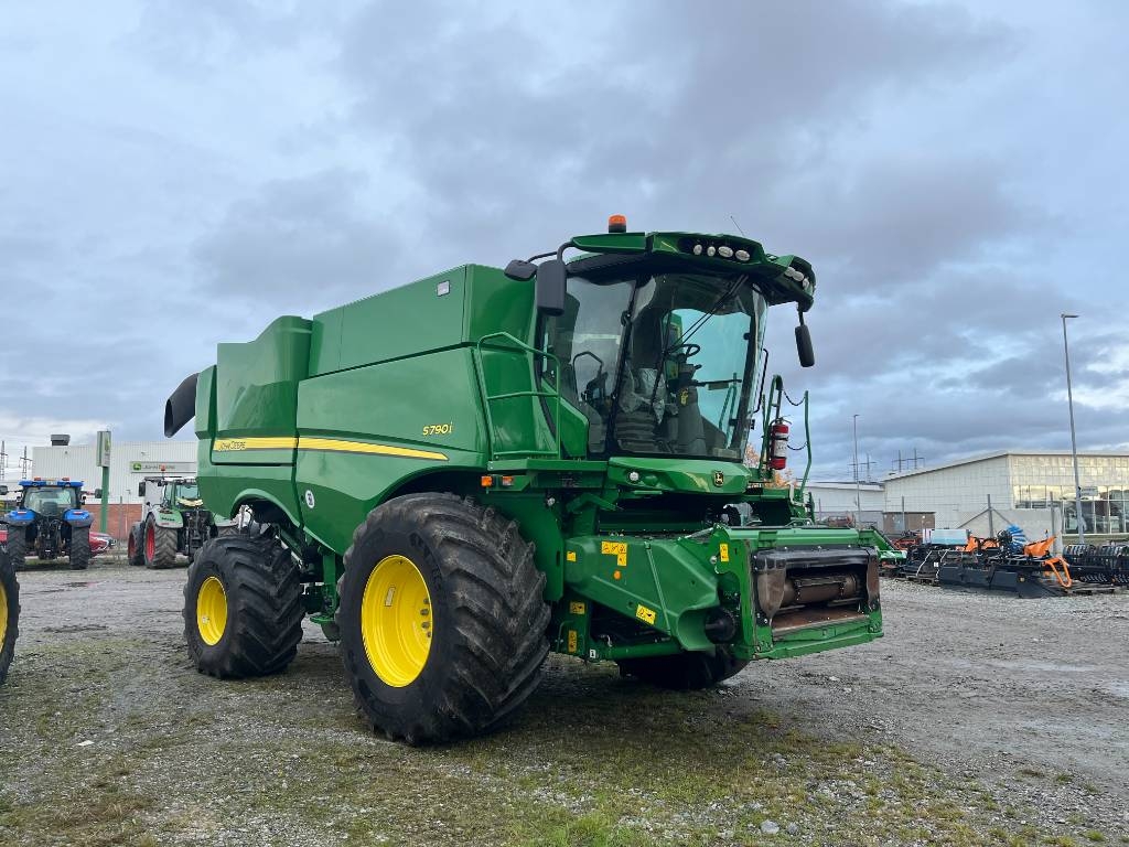 John Deere Tröska S790i