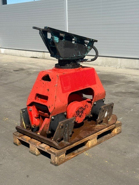 Compacteur Caterpillar 2013 THUMM Plate Compactor Attachment — occasion
