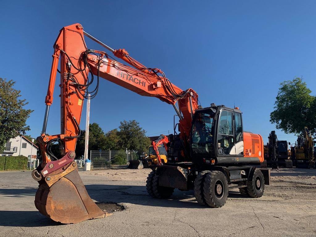 Pelle sur pneus Hitachi ZX190W-5B — occasion 2015, 9 051 h