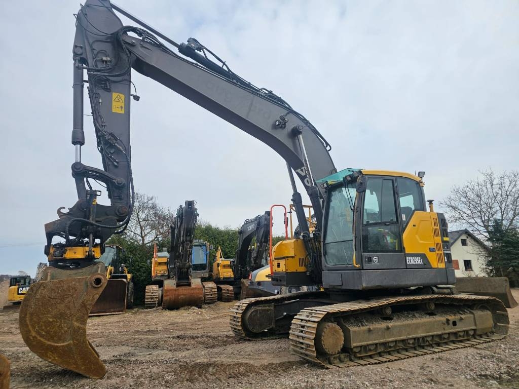 Volvo ECR235EL