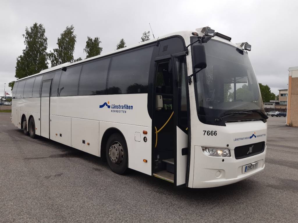 Volvo 9700S B11R 6x2 ( 7666) 1 bus