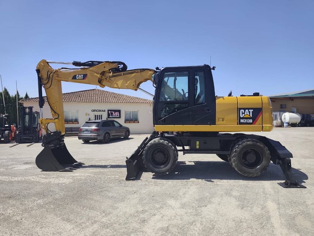 CAT M 313 D