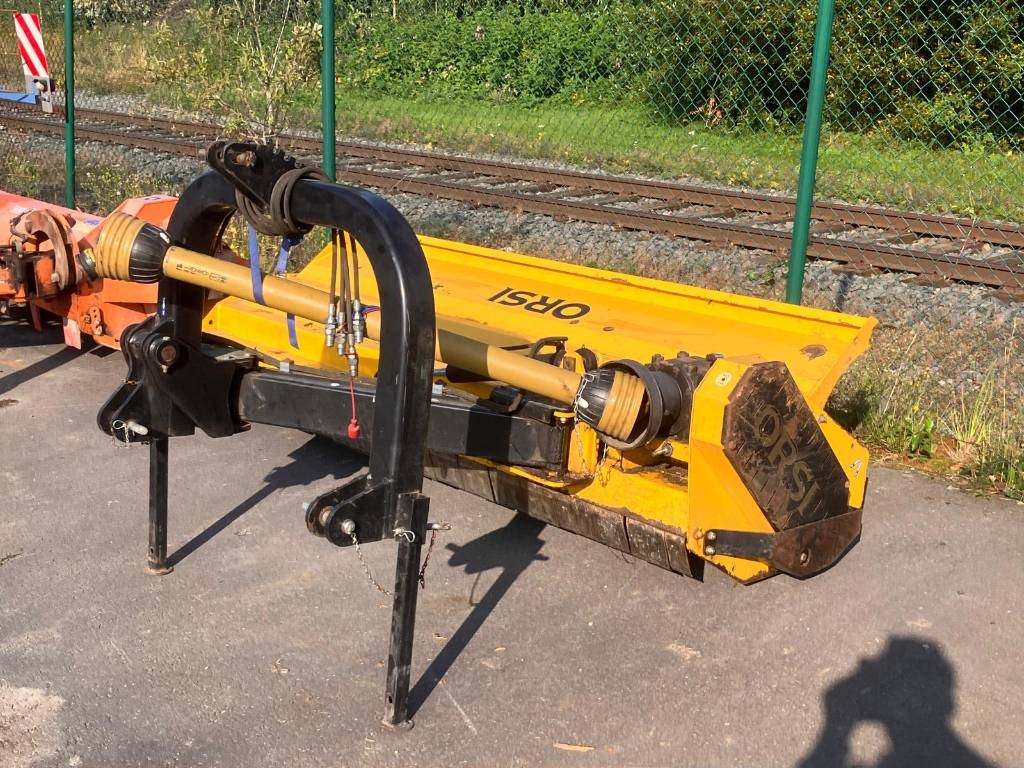 Orsi Farmer 259