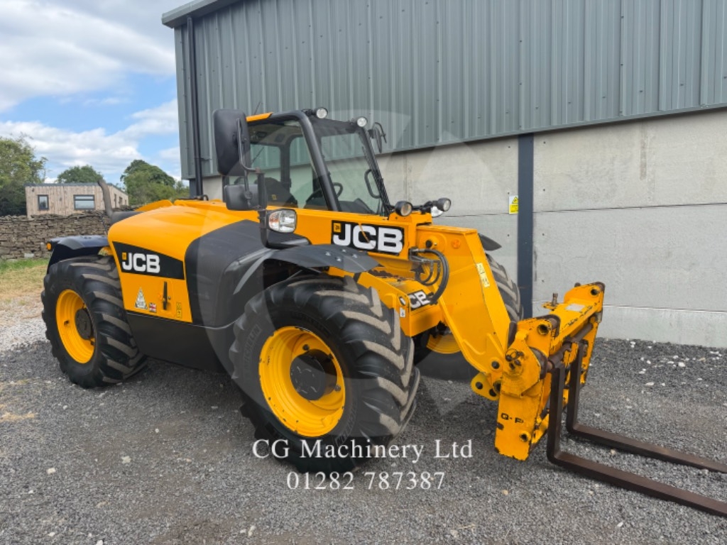 JCB 526-56