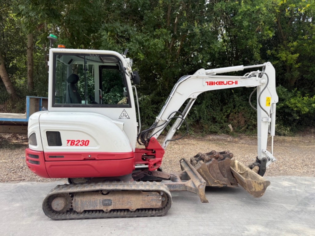 Takeuchi TB 230