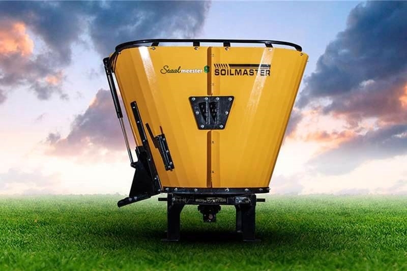 Soilmaster 2m3Â Vertical Feed Mixer