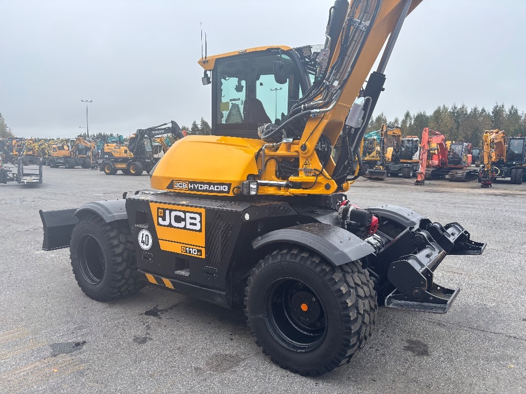 JCB 110 W/Engcon, 2 godets, Graisse, Bons pneus kuva 6