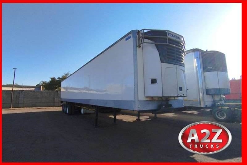 2012 Henred 30 Pallet Reefer Tri-axle