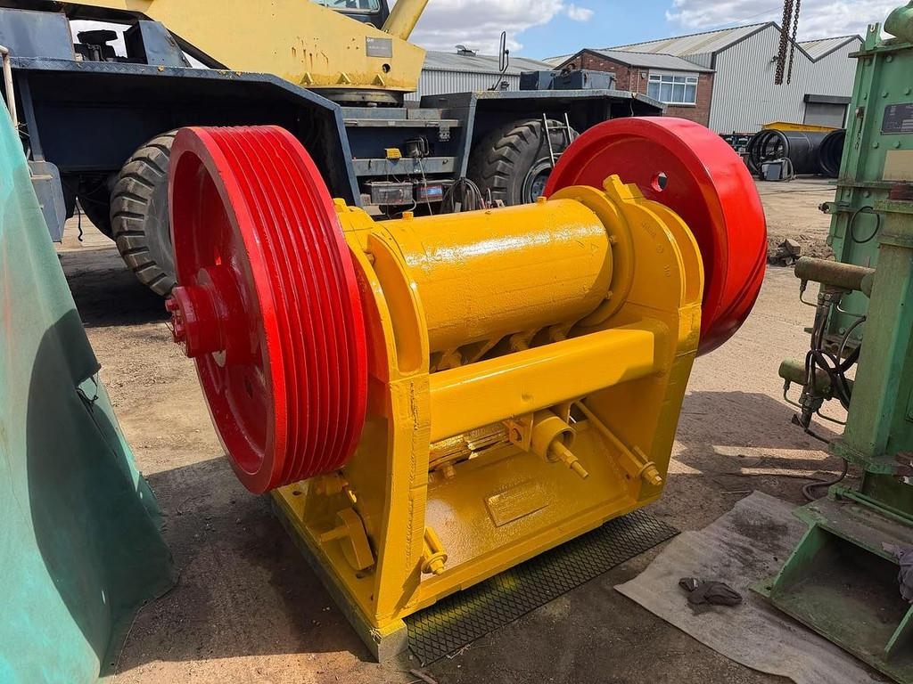 Parker 36 x 6 Jaw Crusher