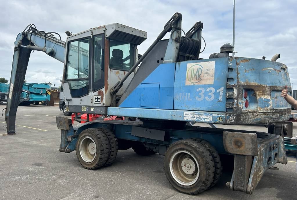 Fuchs MHL 331 D