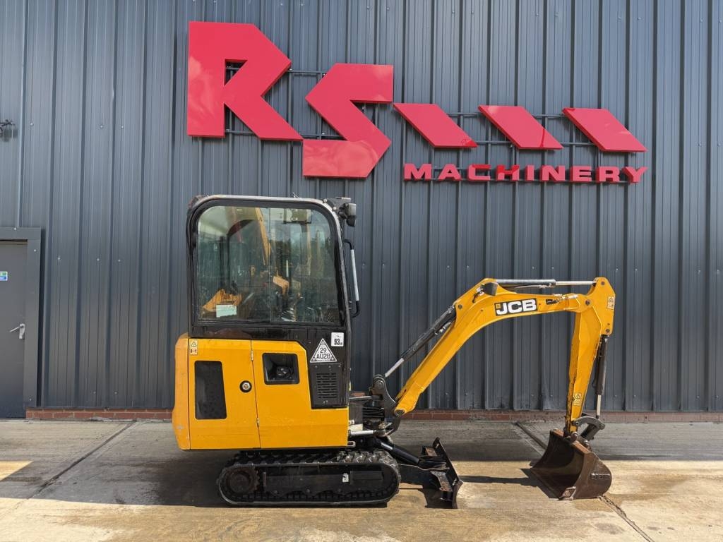 JCB 15 C-1