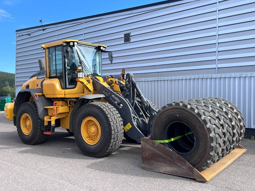 Chargeuse sur pneus Volvo L70H 4spak 2000 timmar — occasion 2023, 2 023 h