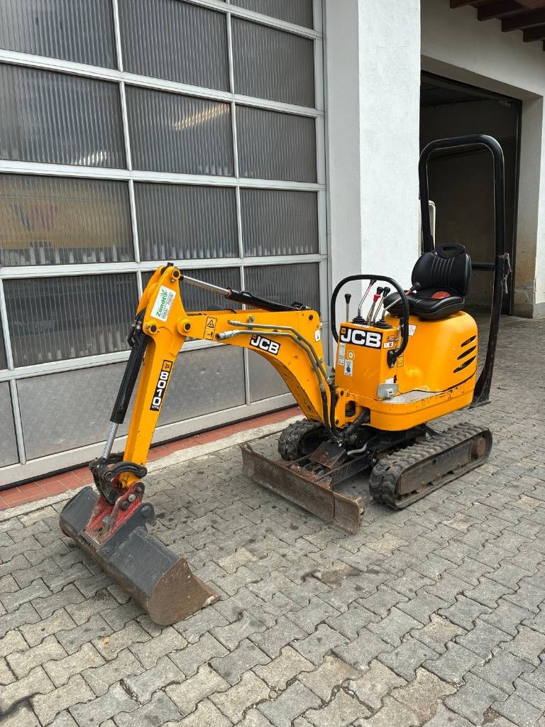 Pelle sur chenilles JCB 8010 — occasion 2016, 1 390 h