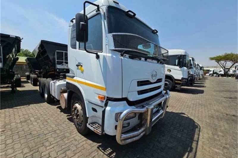 UD TRUCKS QUON