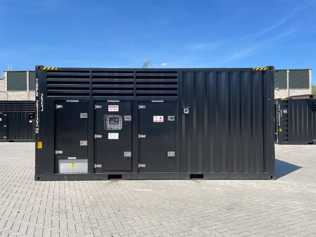 Cummins KTA38-G2 - 1100 kVA Generator 50/60Hz - DPX-18813