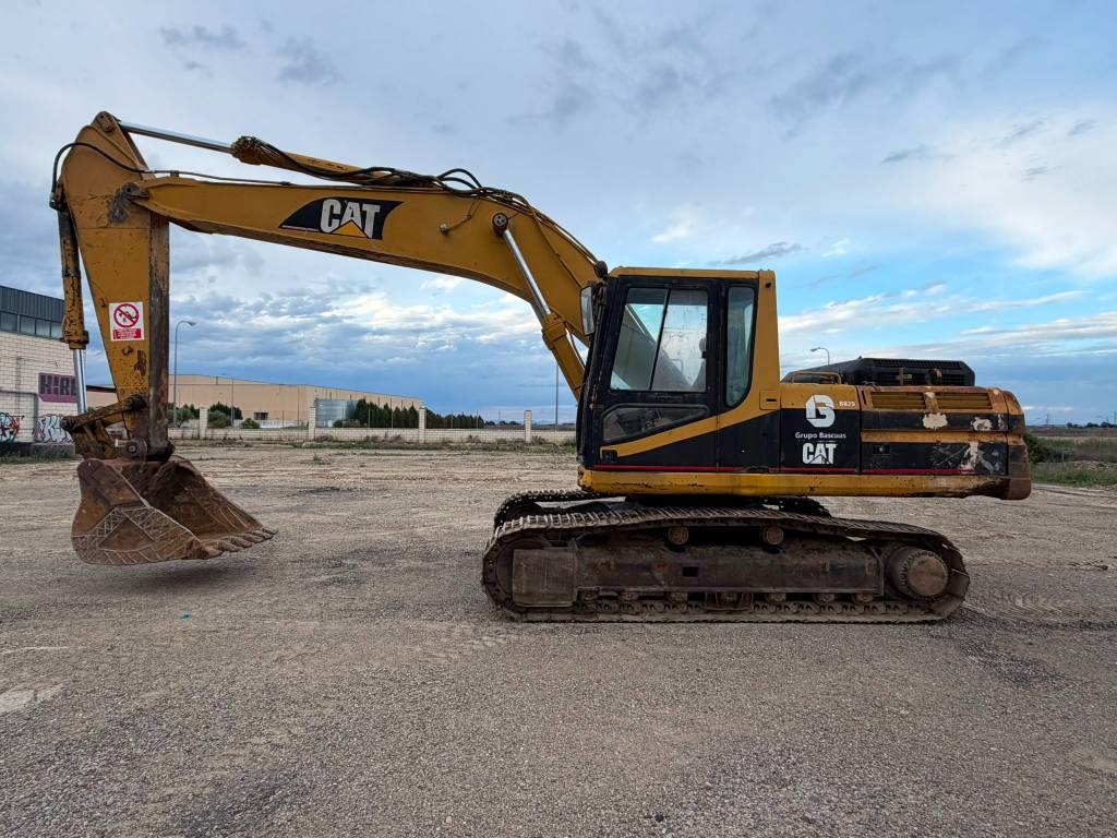 CAT 325