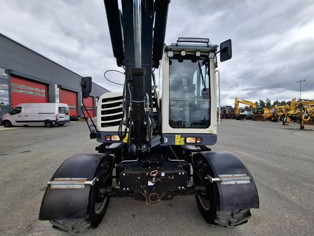 Schaeff TW95 / Engcon, Kocsi, 2 vödör, Zsír kuva 5