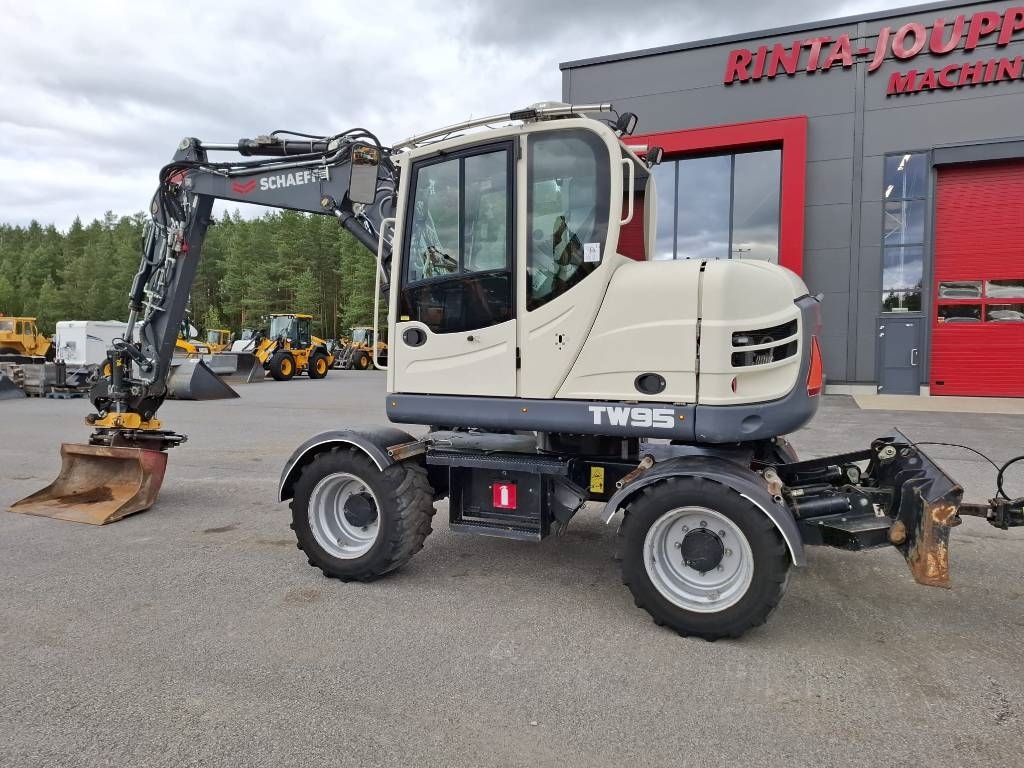 Schaeff TW95 / Engcon, Kocsi, 2 vödör, Zsír kuva 13