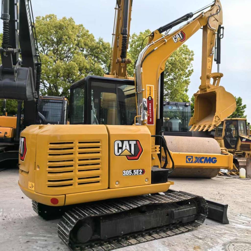Mini-pelle Caterpillar 305.5 E2 — occasion 2023, 500 h