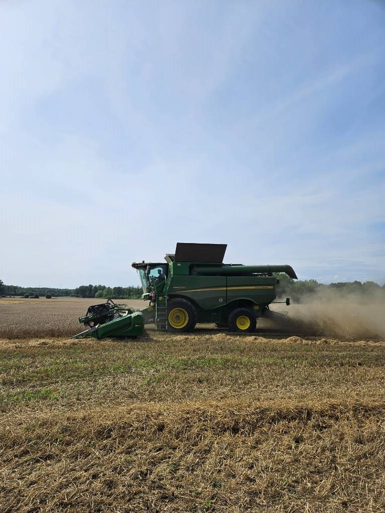 John Deere S 670 i