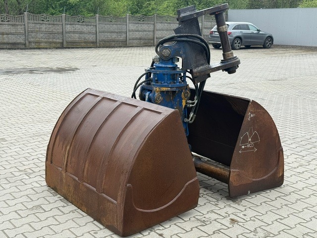 Liebherr A 924 C shell gripper
