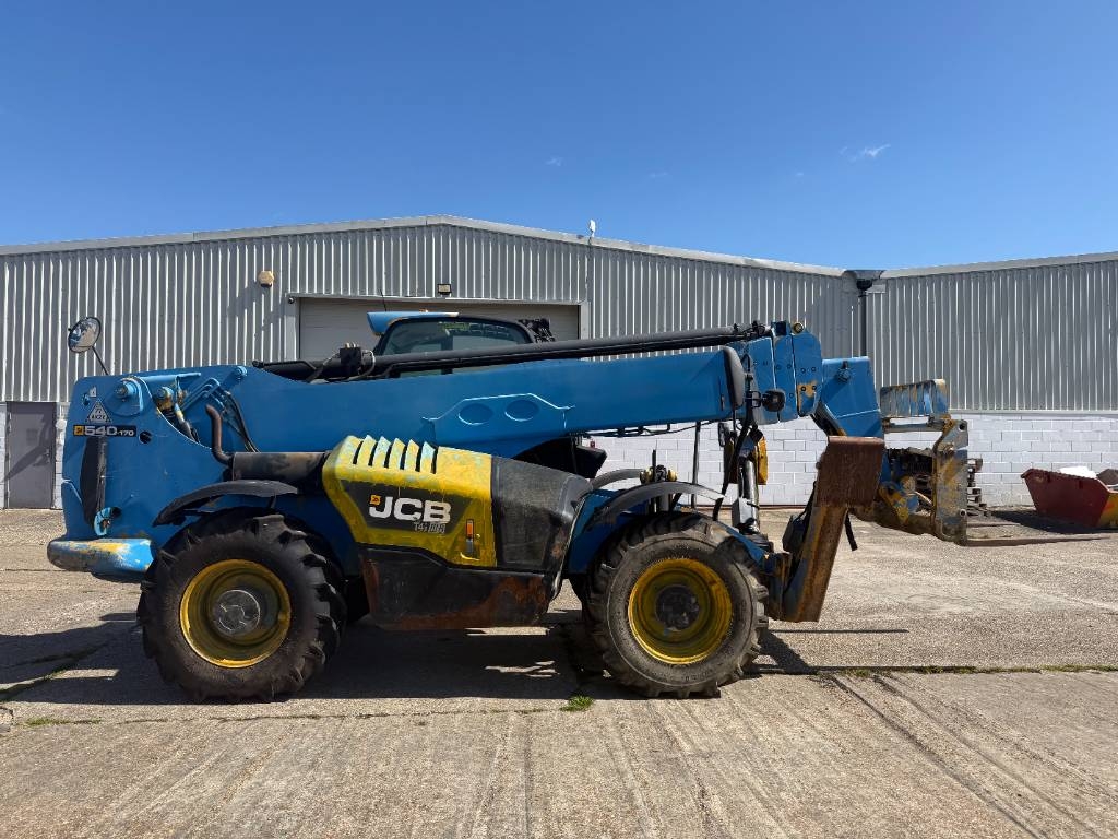 Chariot télescopique JCB 540-170 — occasion 2014