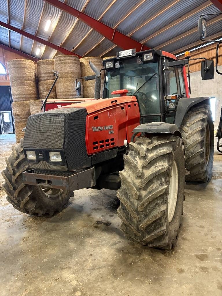 Valtra Valmet 8950