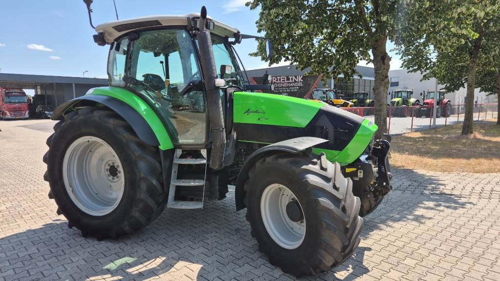 Deutz-Fahr AGROTRON K 610 with airbrakes and Frontlift/PTO