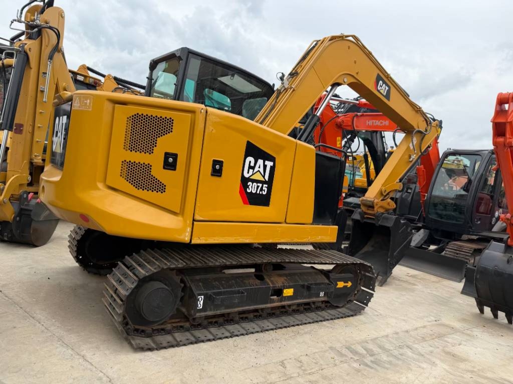 CAT 307,5 3000 units excavators in stock