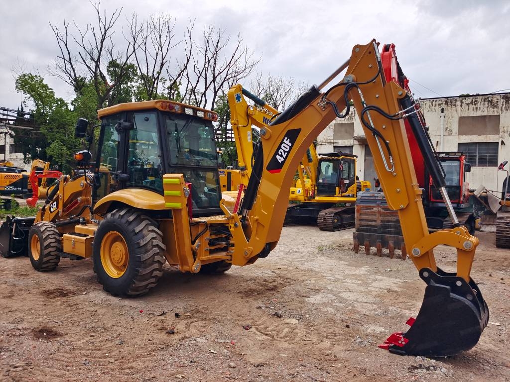 CAT 420F2 2026 0hour usage
