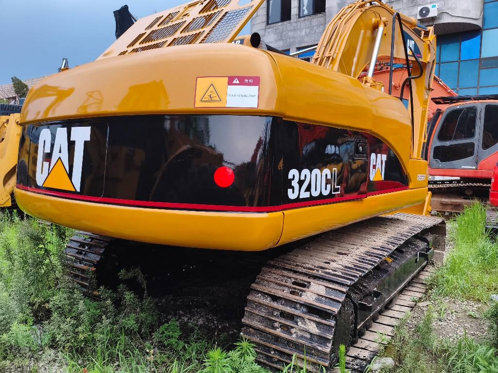 Pelle sur chenilles Caterpillar 320CL — occasion 2016, 3 500 h