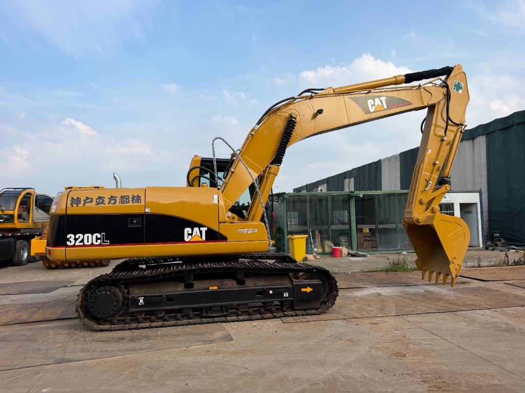 CAT 320C