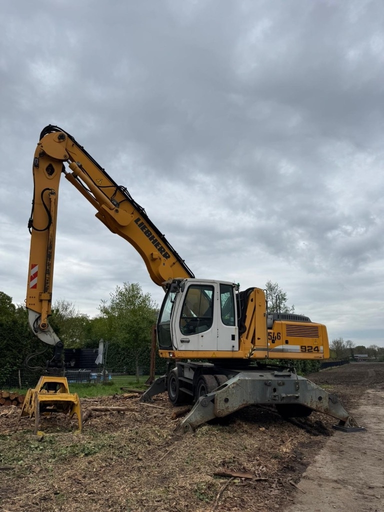 Liebherr A 924 C