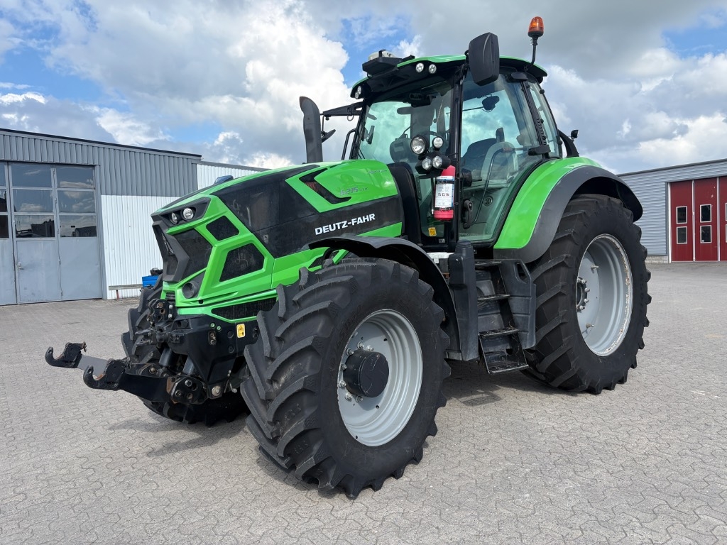 Deutz-Fahr 6215 TTV