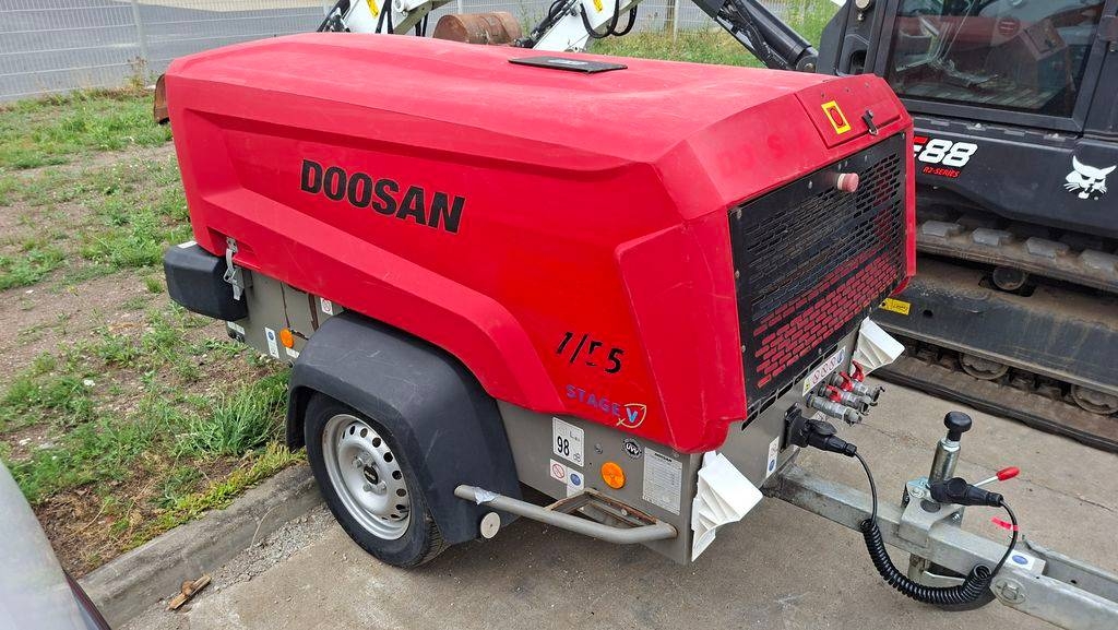 Compresseur Doosan 7/55 — occasion 2023, 425 h