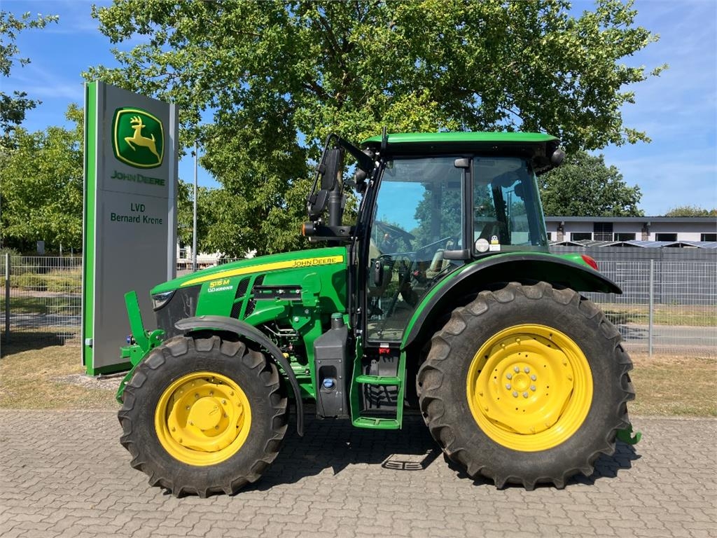 John Deere 5115M