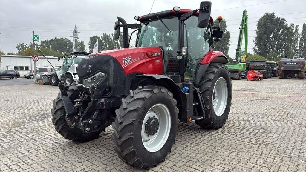 Case IH Maxxum 125 Tractor