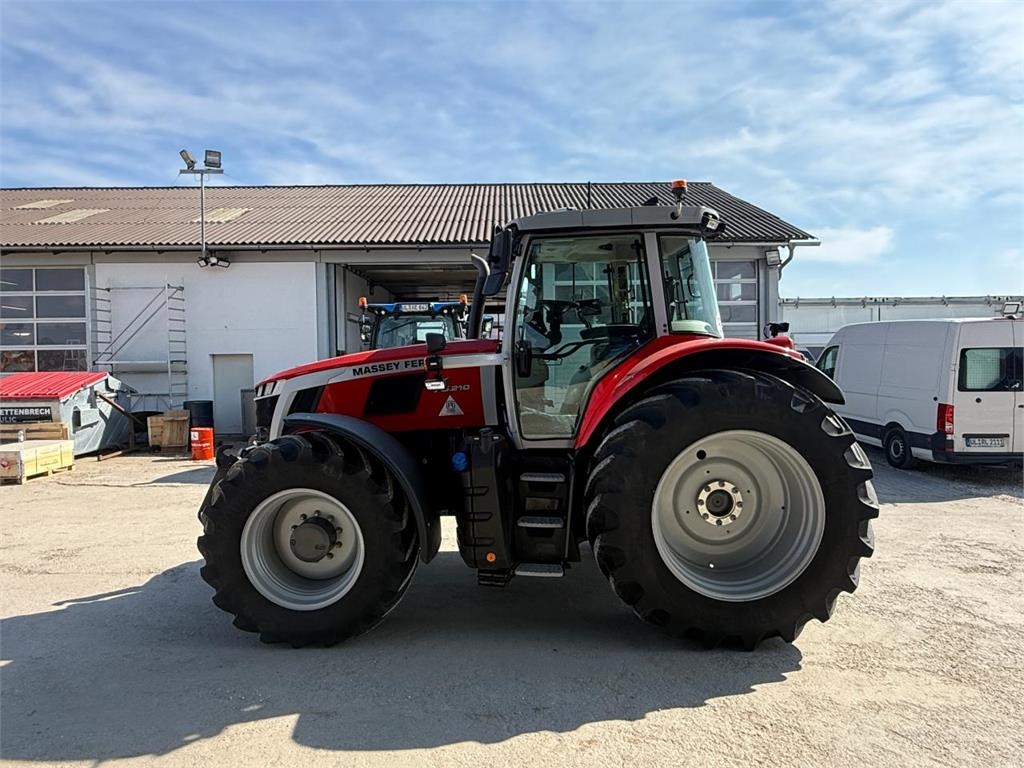 Tracteur agricole Massey Ferguson 7S.210 VT — occasion 2024, 775 h