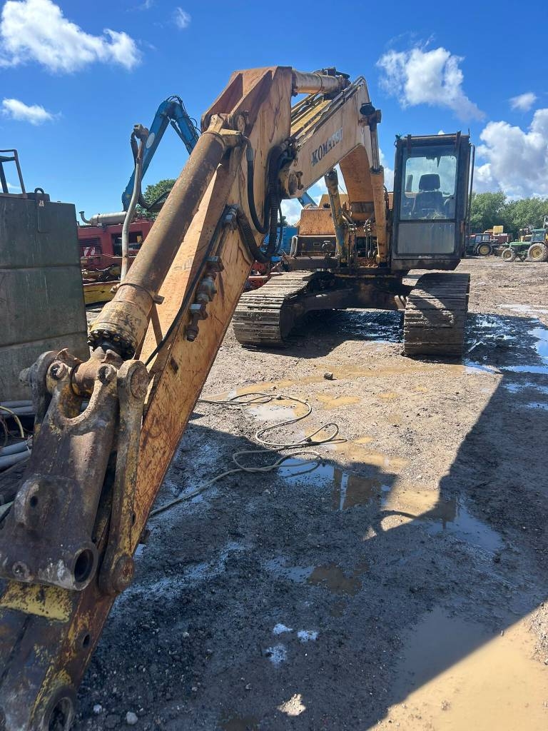 Komatsu PC 220 LC
