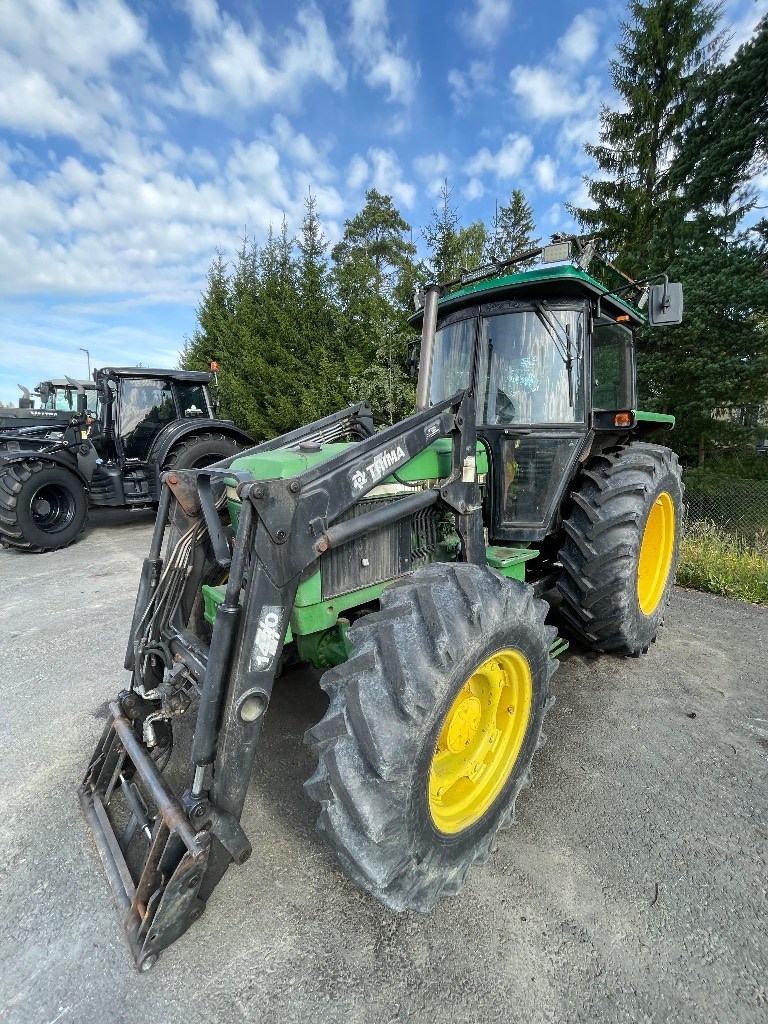 John Deere 2650