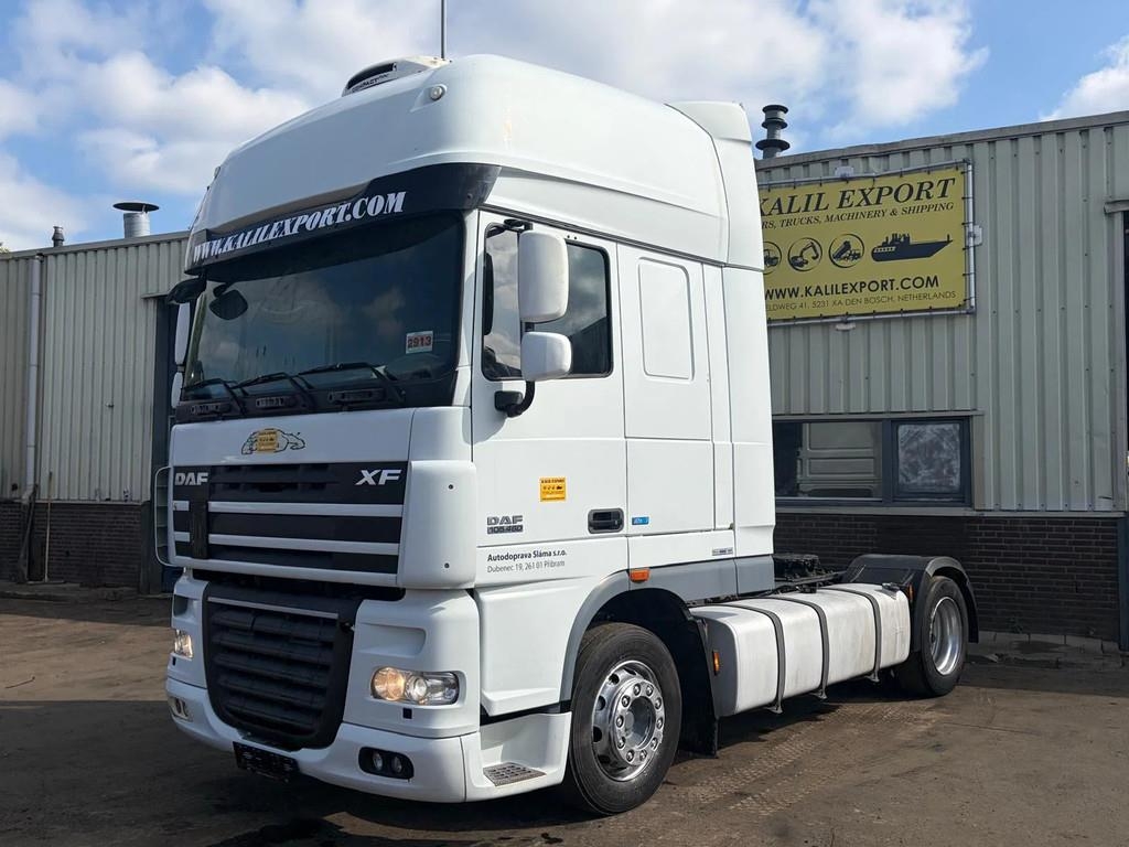 DAF XF 105.460 Tractor - Euro 5 - Full Spoilers - Slee