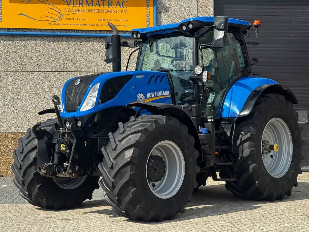 Tracteur agricole New Holland T7.270AC, Frontlinkage + PTO, airbrakes, 50k,'22 — occasion 2022, 4 407 h