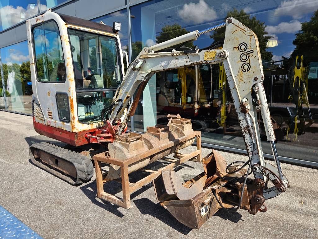 Mini-pelle Takeuchi TB 016 — occasion 2007, 4 898 h