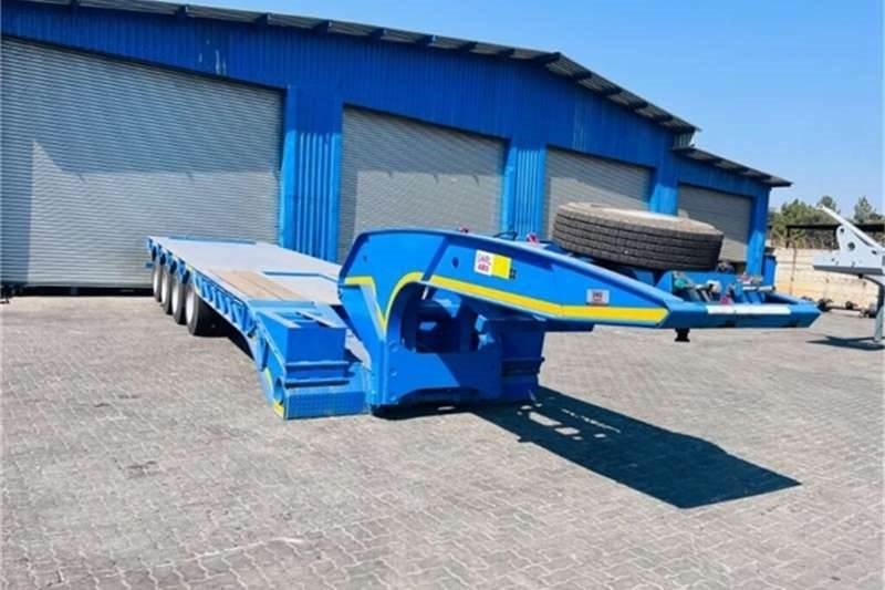 PR Trailers QUAD AXLE DETACHABLE STRAIGHT 45 TON