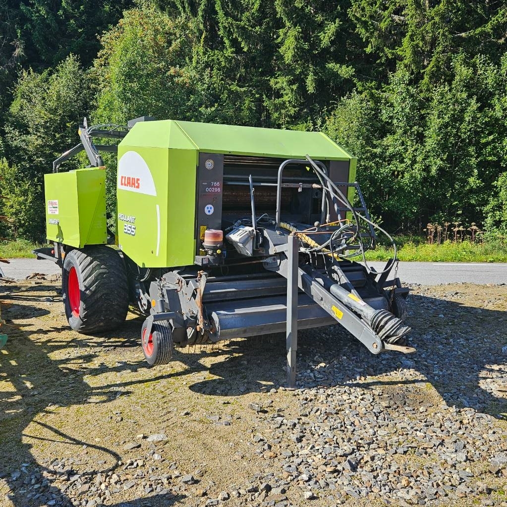 CLAAS Rollant 355 RC Uniwrap