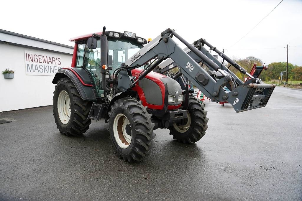 Tracteur agricole Valtra N82 / WLY080 — occasion 2009, 4 726 h
