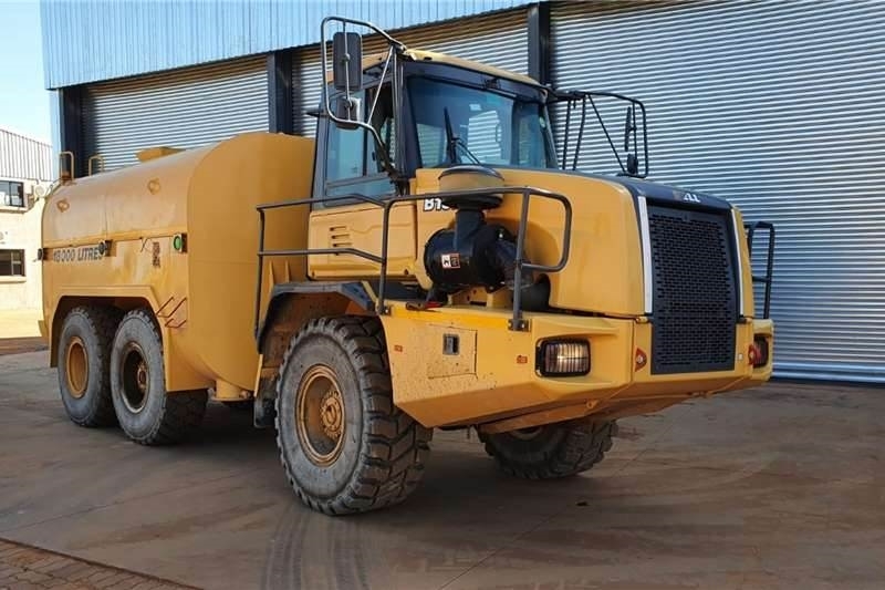 Bell B18D 18000L Water tank