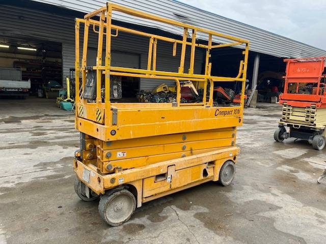 Haulotte Compact 10