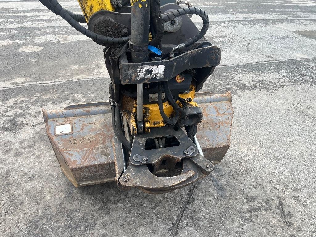 Wacker Neuson EW 100 / Engcon, vozík, 3 vedrá, dobré pneumatiky! kuva 6